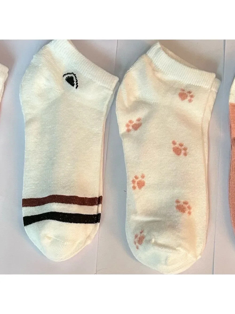 5 Pairs of Low Cut Cat Socks Fits shoe size 5 to 9 NEW
